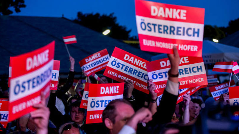 Áustria  Os austríacos voltarão às urnas para escolher o presidente, depois que a justiça anulou o resultado da votação de maio, vencida por pequena margem por um candidato ecologista, dando, assim, uma segunda oportunidade à extrema direita.